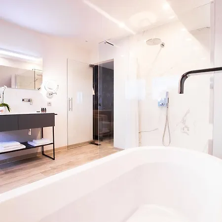 Sable D'o -vlak Aan De Zee- 5* Ostende