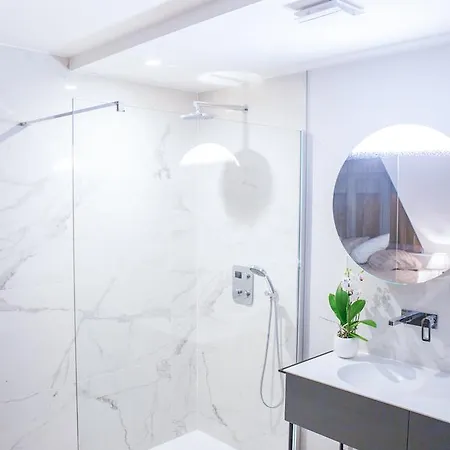 Sable D'o -vlak Aan De Zee- 5* Ostende