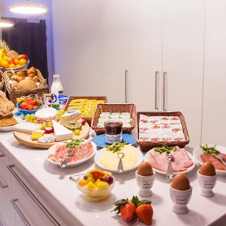 Sable D'o -vlak Aan De Zee- 5* Остенде