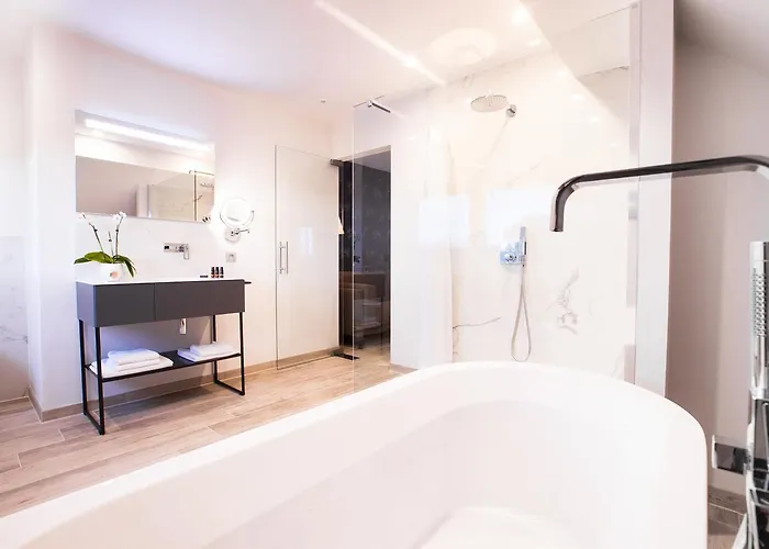 Sable D'o -vlak Aan De Zee- 5* Остенде